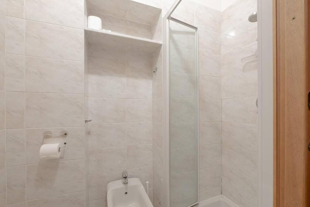 Youhosty - Ripa5 C Apartment Milan Luaran gambar